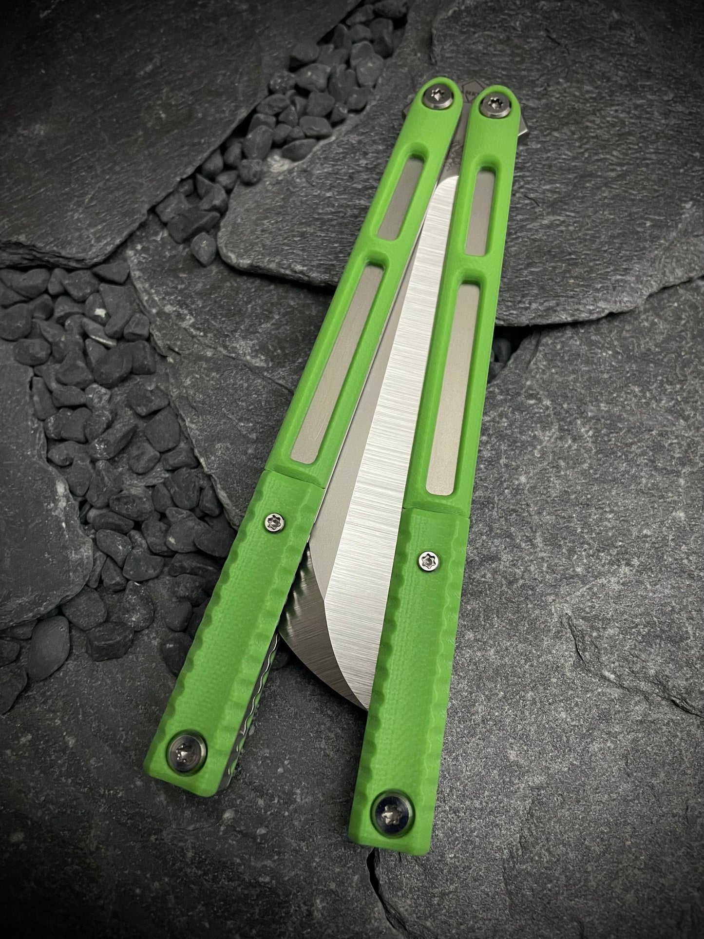 Acid Green G10 AEON Scales and Spacers