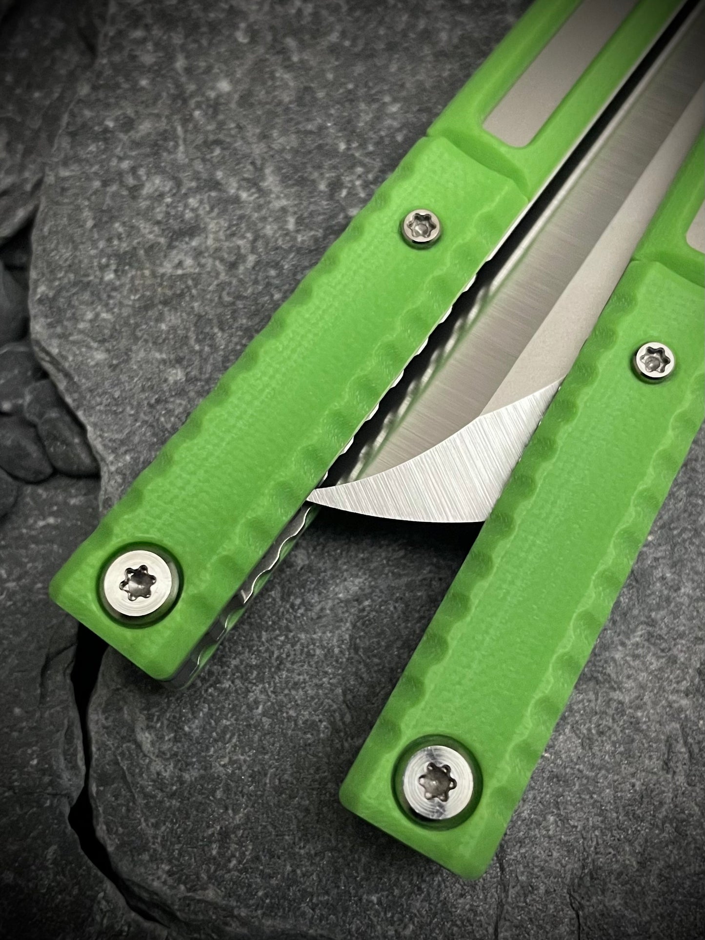 Acid Green G10 AEON Scales and Spacers