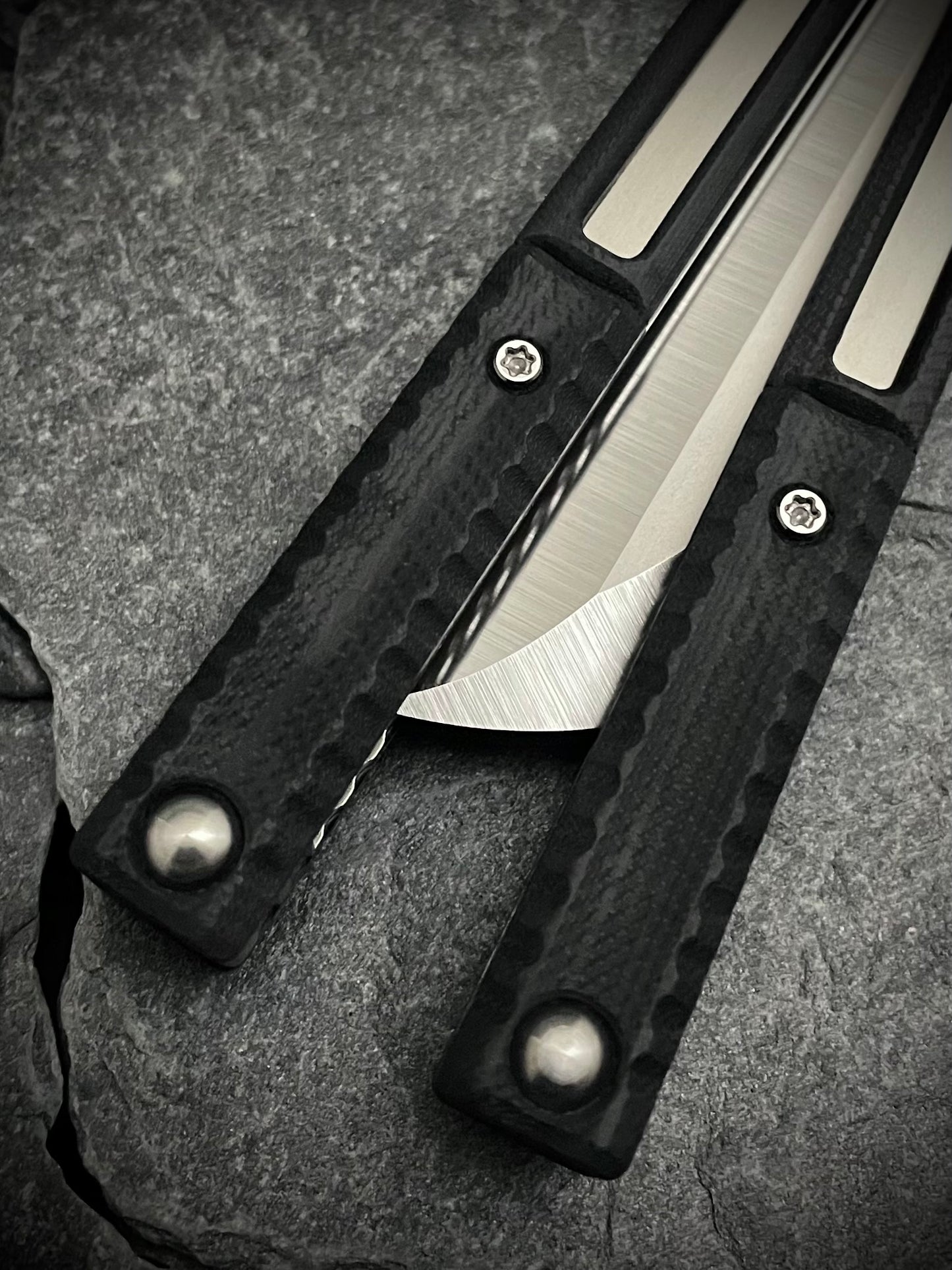 Black G10 AEON Scales and Spacers