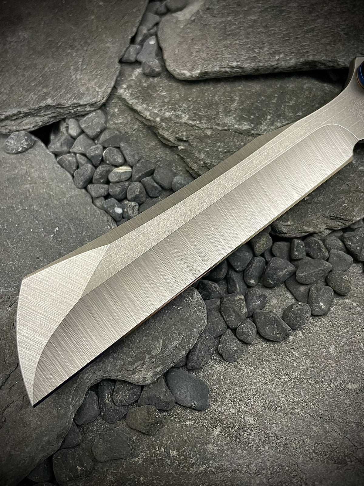 v2 AEON #086  **SHARP**