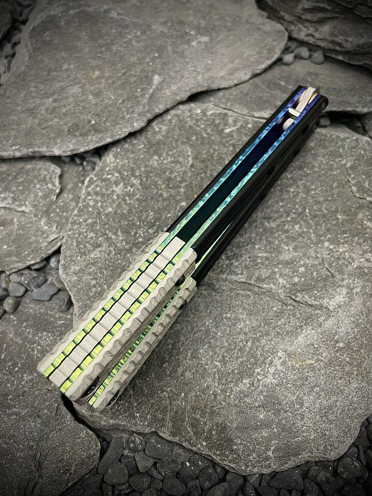 v2 AEON #086  **SHARP**