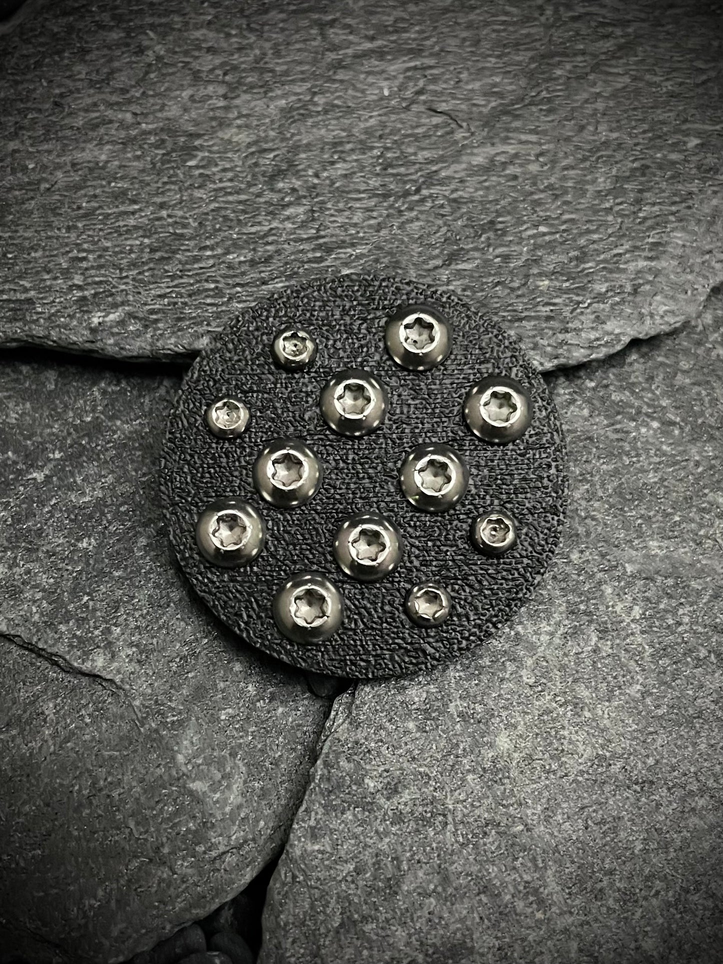 Steel AEON Hardware Screw Set (Double Sided Pivots)